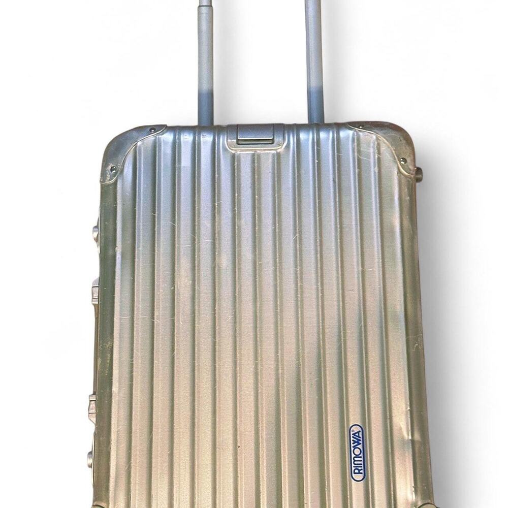 Rimowa Topas Carry On Suitcase 2-wheels Aluminium Silver